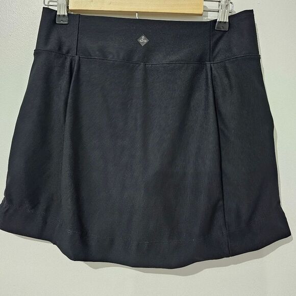 PrAna - Skirt Athletic Mini A Line Built-In Shorts Pockets - Size S - Black - Picture 3 of 8